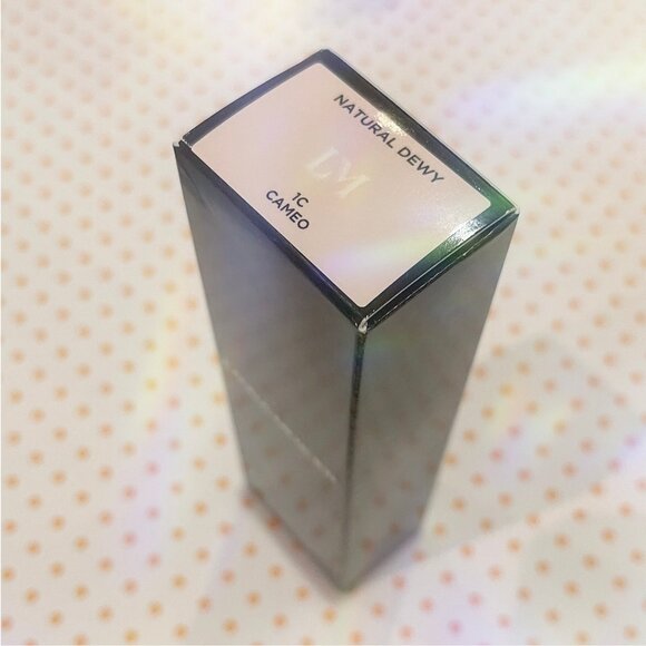 Laura Mercier Long-Wear Tinted Moisturizer Natural Dewy SPF 30 - 1C Cameo *BNIB* - Picture 2 of 4